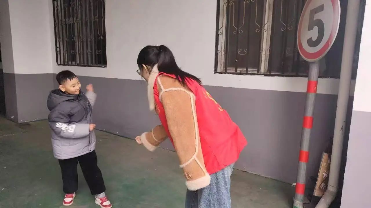 13ED9